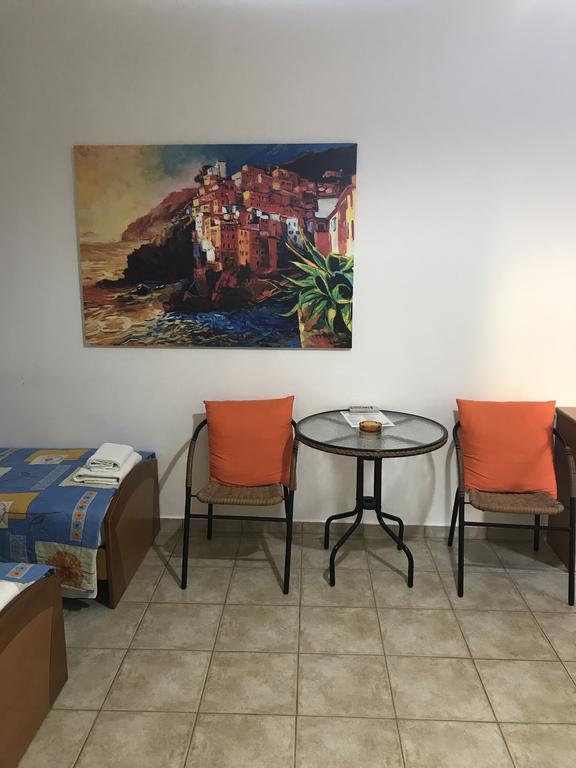 Vrisi Apartments & Villa ピツイディア エクステリア 写真