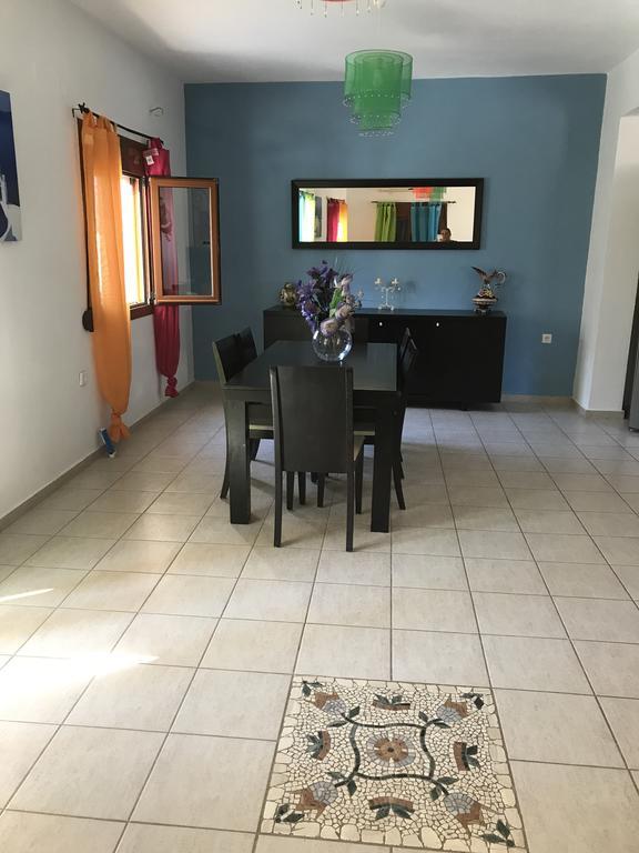 Vrisi Apartments & Villa ピツイディア エクステリア 写真