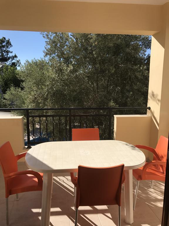 Vrisi Apartments & Villa ピツイディア エクステリア 写真