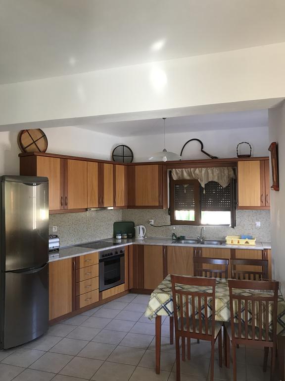 Vrisi Apartments & Villa ピツイディア エクステリア 写真
