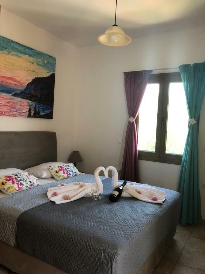 Vrisi Apartments & Villa ピツイディア エクステリア 写真